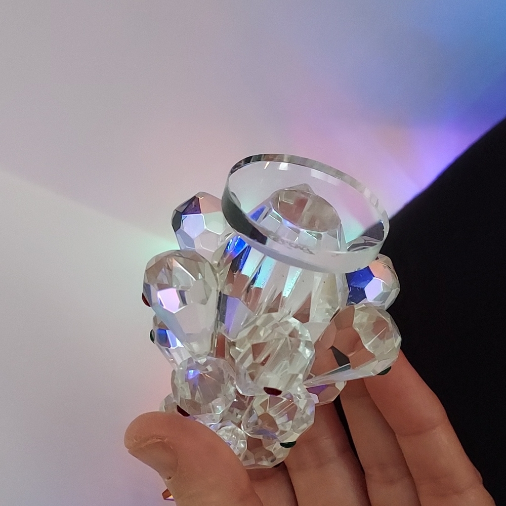 Vtg 4-3/8"  Clear Crystal Faceted  Christmas Tree - Picture 3 of 4